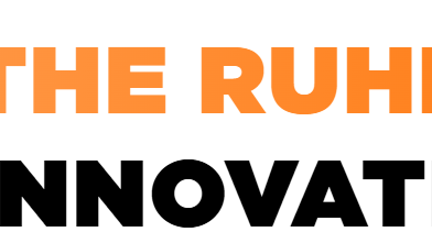 Schriftzug-Logo auf weißem Hintergrund mit dem Text „THE RUHR-UK INNOVATION SUMMIT“. Die obere Zeile „THE RUHR-UK“ ist in orangefarbenen Großbuchstaben und die untere Zeile „INNOVATION SUMMIT“ in schwarzen Großbuchstaben gestaltet.
