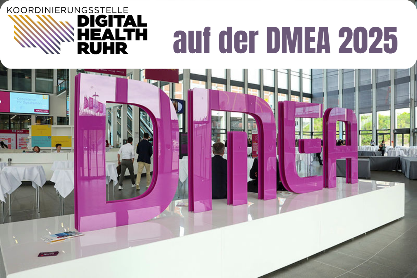 Foto der DMEA mit dem Hinweis der Messepräsenz der KDHR